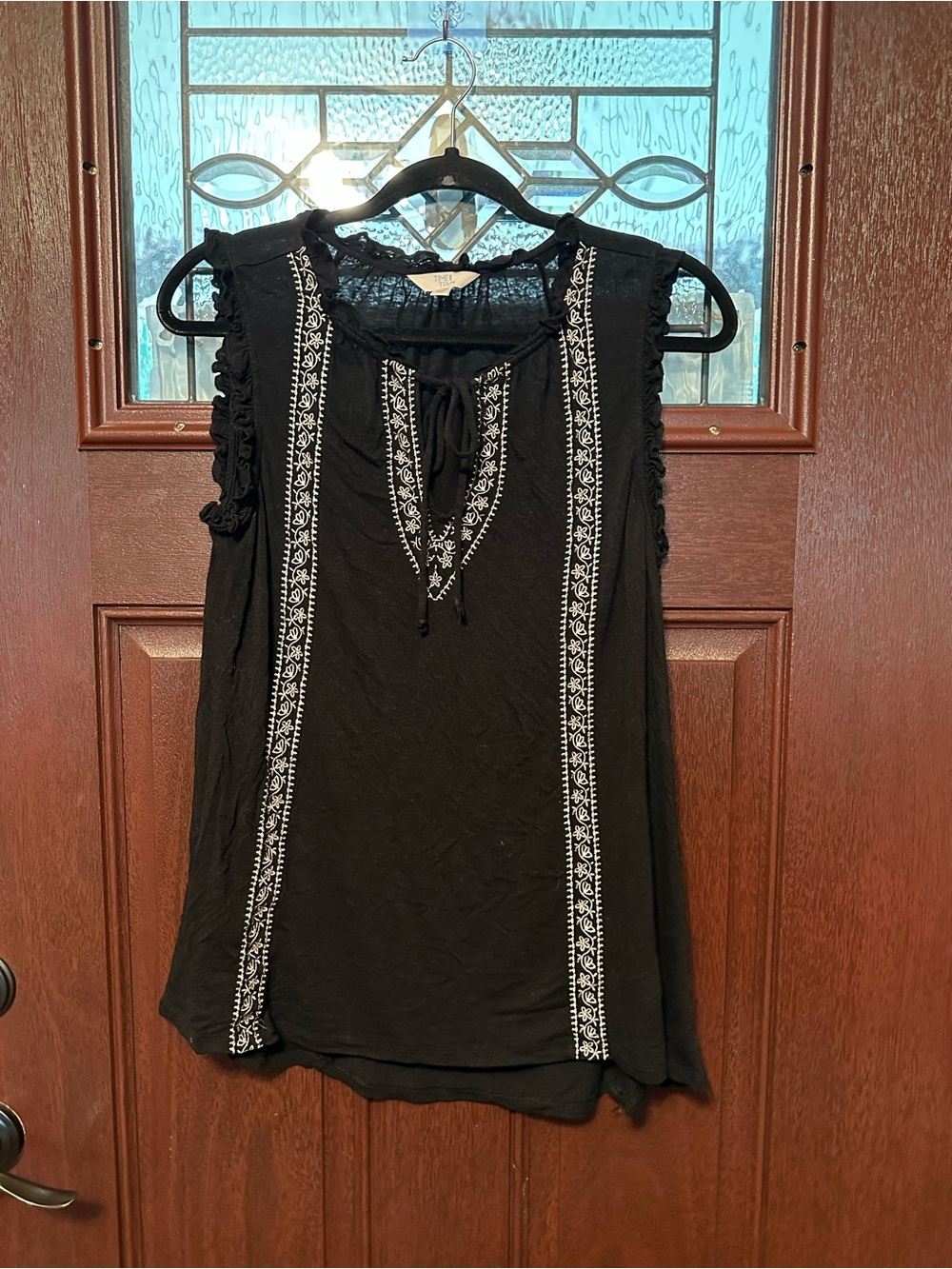 Time and Tru Black Sleeveless Embroidered Tie-Front Camisole